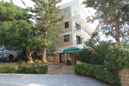 Отель Дионисос в Като Пафосе